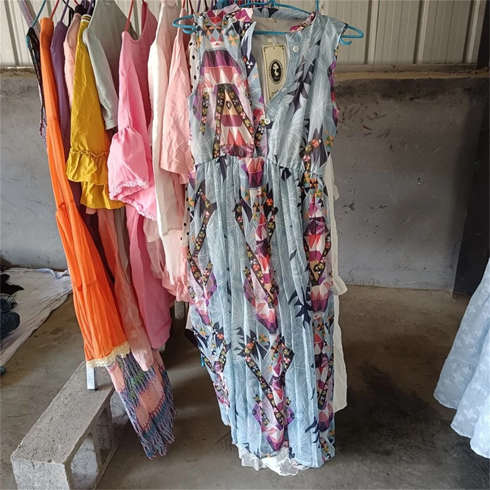 Lady Second Hand Used Stock Clothing Women Silk Cotton Used Dress Clothes Bales